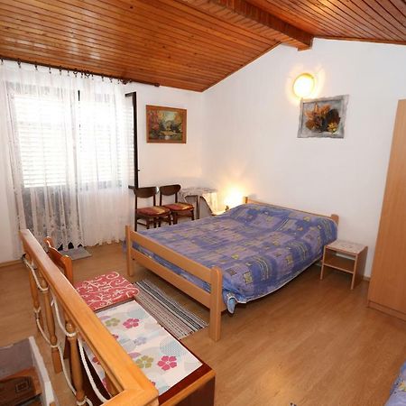 Apartment Dusanka Baška Екстериор снимка