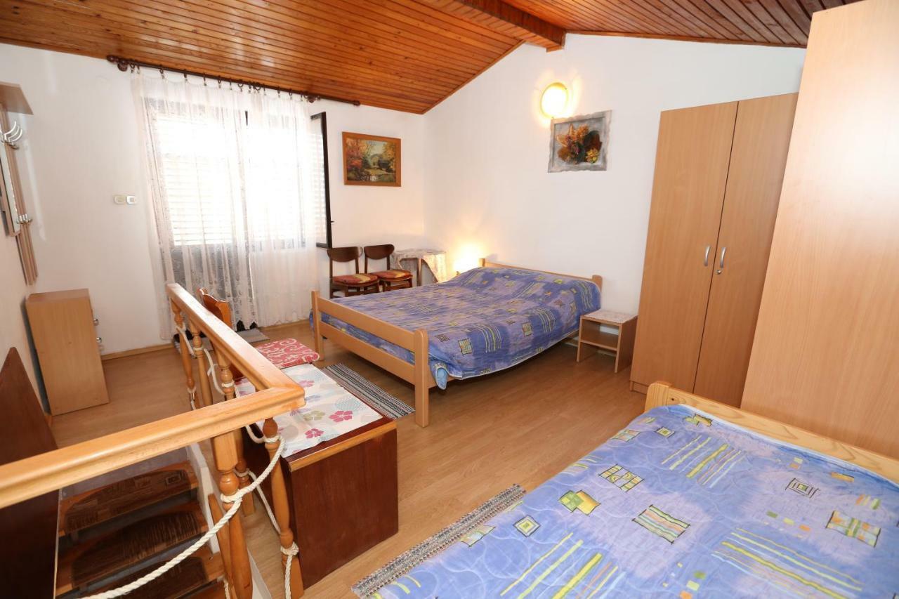 Apartment Dusanka Baška Екстериор снимка